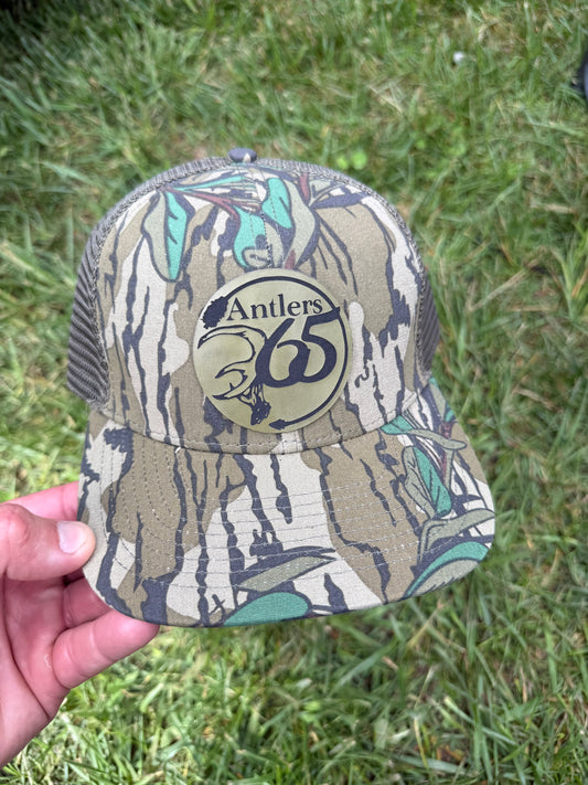 “ Mossy Oak Green Leaf” w/ Olive Antlers 365 Logo Patch Hat