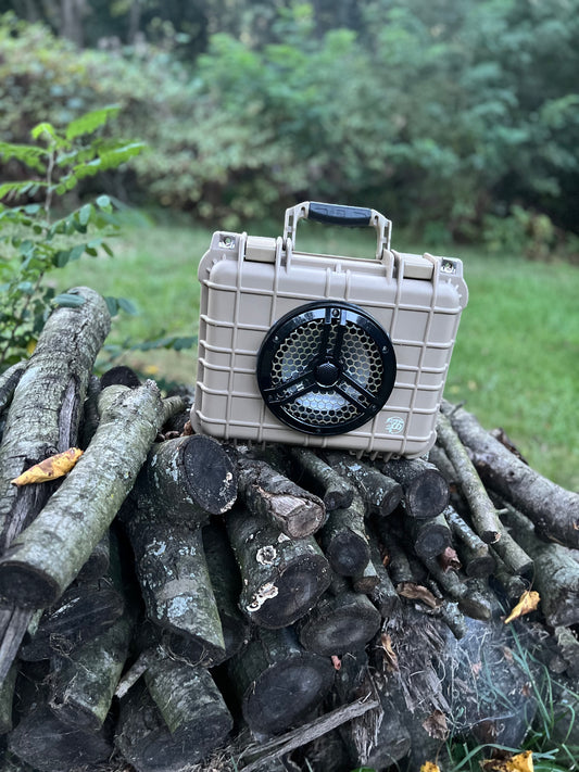 The “Doe” wireless waterproof speaker box!